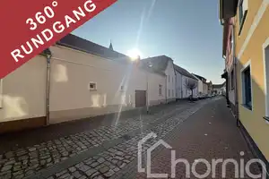 Zuhause mit Potenzial – Großzügiges Wohnhaus mit Einliegerwohnung im Herzen von Wittichenau – Bautzen (Kreis) – Vorschaubild 1