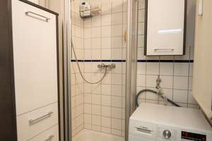 Dachgeschosswohnung mit Einbauküche – Eckampstraße 24, 40472 Rath, Düsseldorf – Vorschaubild 9