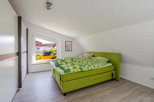 Familientraum in Köln-Urbach – Historischer Charme, moderner Anbau und eigener Pool – Die vollständige Adresse der Immobilie erhältst du vom Anbieter., 51145 Urbach, Köln – Vorschaubild 9