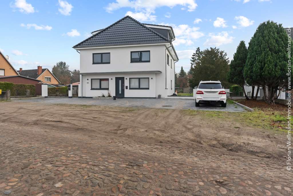 Immobilie in Oyten - Oyten - Sagehorn | Kernsaniertes Mehrfamilienhaus in Ruhiger Lage mit Baugrundstück nach §34 - Bild 2