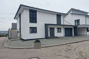Geräumiges 5-Zimmer Haus in Schwäbisch Gmünd – Die vollständige Adresse der Immobilie erhältst du vom Anbieter., 73525 Schwäbisch Gmünd – Vorschaubild 1