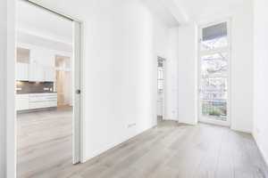 Samariterkiez, Friedrichshain: Saniertes Industrie-Loft mit 2 Zimmer, Balkon, hohen Decken – Berlin – Vorschaubild 10