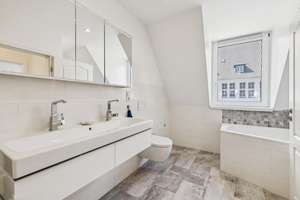 Altbaucharme trifft Großzügigkeit – 3-Zimmer-Wohnung mit ausgebautem Spitzboden – 45127 Ostviertel, Essen – Vorschaubild 4