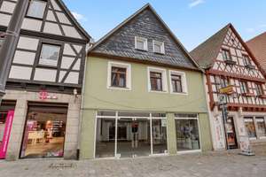 700€/qm! Zwei Wohn- und Geschäftshäuser mit großem Ausbaupotenzial in direkter 1A-Innenstadtlage – Die vollständige Adresse der Immobilie erhältst du vom Anbieter., 95326 Kulmbach – Vorschaubild 2