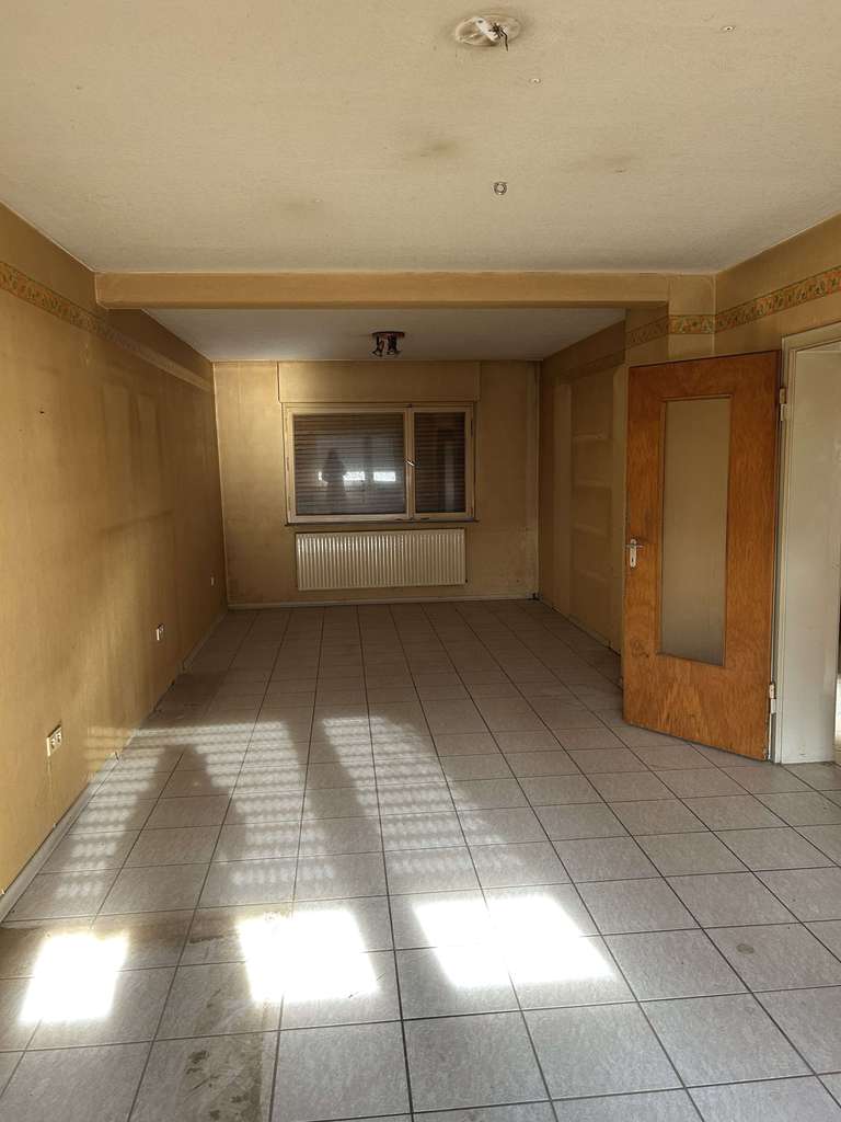 Immobilie in Erkelenz - Zweifamilienhaus mit Doppelgarage - Bild 3