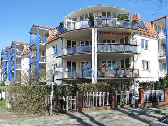 Moderne 3-Zim.-Wohnung mit PKW-Stellplatz und Garten - Bild 16