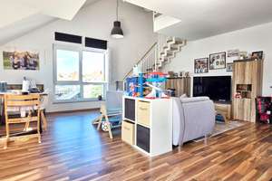 Exklusive 4-Zi.-Maisonette mit Loggia, 2 Bädern, Aufzug & Tiefgarage – 65934 Nied, Frankfurt am Main – Vorschaubild 3