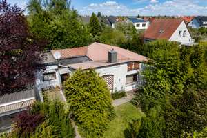 Sanieren oder neu bauen: Großes Grundstück mit Bungalow – Die vollständige Adresse der Immobilie erhältst du vom Anbieter., 39110 Stadtfeld West, Magdeburg – Vorschaubild 2