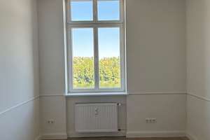 Erstbezug nach Renovierung – attraktive 3-Zimmer-Altbauwohnung mit EBK & Mainblick – Mainstraße 129, 63065 Mathildenschule, Offenbach am Main – Vorschaubild 5