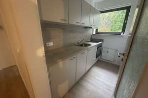 Einmalige Chance! Moderne 1,5-Zimmer-Wohnung mit großer Terrasse + PKW-Stellplatz in Köln Marienburg – Die vollständige Adresse der Immobilie erhältst du vom Anbieter., 50968 Marienburg, Köln – Vorschaubild 4