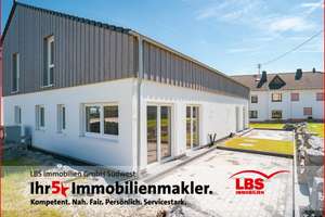 Nachhaltig wohnen mit Weitblick – Neubau-Doppelhaushälfte im Effizienzhaus-40-Standard