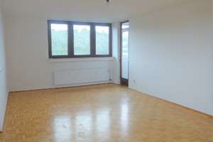 Gut geschnittene 3-Zimmerwohnung mit zwei Balkonen und Fernblick in Bonn-Poppelsdorf! – Die vollständige Adresse der Immobilie erhältst du vom Anbieter., 53115 Poppelsdorf, Bonn – Vorschaubild 4