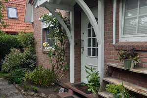 Schönes und gepflegtes Einfamilienhaus mit herrlichem Garten und Garage in Hamburg - OT Hausbr – Die vollständige Adresse der Immobilie erhältst du vom Anbieter., 21147 Hausbruch, Hamburg – Vorschaubild 3