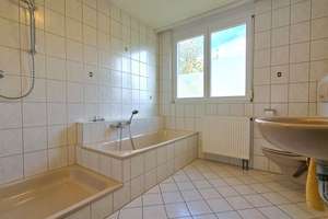 *Reserviert* Gepflegtes Reihenendhaus in beliebter Familienlage auf dem Waldshuter Aarberg – Die vollständige Adresse der Immobilie erhältst du vom Anbieter., 79761 Waldshut-Tiengen – Vorschaubild 5