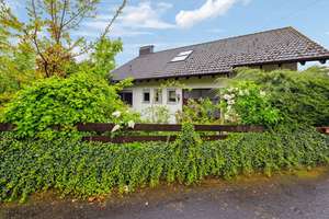 Zweifamilienhaus mit Panoramablick in gehobener Lage in Kleinostheim – Die vollständige Adresse der Immobilie erhältst du vom Anbieter., 63801 Kleinostheim – Vorschaubild 16