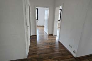 Helle 3,5-Zimmer-Wohnung mit großer Wohnküche