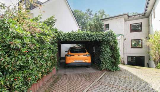 Bild von Familien aufgepasst: Doppelhaushälfte mit Vollkeller, Balkon und Carport in Hamburg-Alsterdorf