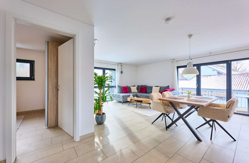 Immobilie in Wörthsee - Wundeschönes und hochwertiges Haus in Walchstadt am Wörthsee - Bild 2