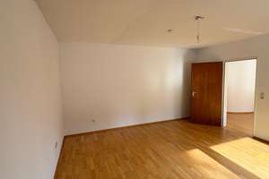 Helle 5,5-Zimmer-Wohnung mit Dachterrasse und Balkon in Sendling – ideal für WG oder Familie – Die vollständige Adresse der Immobilie erhältst du vom Anbieter., 81369 Mittersendling, München – Vorschaubild 9