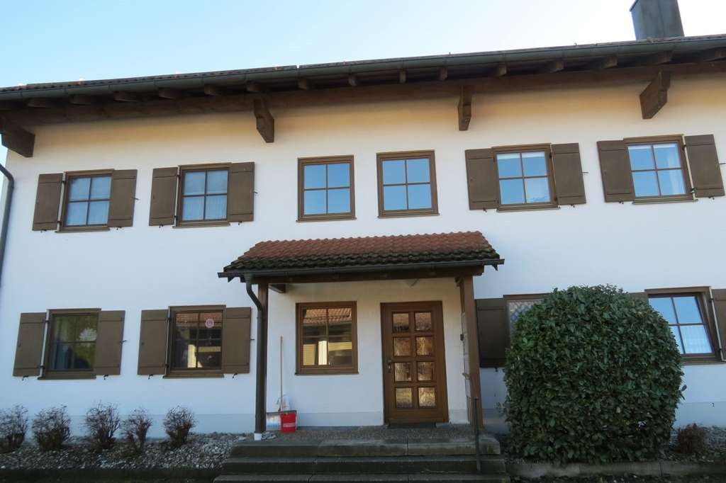 Immobilie in Rimsting - Großzügiges Apartment mit Bergblick und großer Südloggia - Nähe Chiemsee - Bild 1