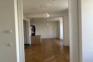 
⸻

Stilvolle 2,5-Zimmer-Wohnung im Herzen von Stuttgart-West – Stuttgart – Vorschaubild 4