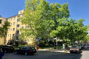 1-Zimmer-Wohnung mit Sonnenbalkon in Bestlage nahe KadeWe und Viktoria-Luise-Platz – Bamberger Straße 1, 10777 Berlin – Vorschaubild 4