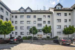 Leerstehende DG-Wohnung + ca. 20 m² Nutzfläche im Spitzboden – Die vollständige Adresse der Immobilie erhältst du vom Anbieter., 30559 Anderten, Hannover – Vorschaubild 2