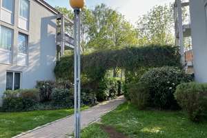 RUDOWER HÖHE // STADTVILLA  BJ. 1985// 4-ZI. ETW// 1.OG// GRÜNBLICK // GARTEN // € 415.000,- //94 QM – Neudecker Weg xx, 12355 Rudow, Berlin – Vorschaubild 19