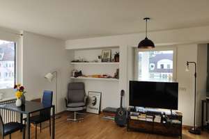 Helle 1-Zimmer-Wohnung mit großem Balkon und Ausblick ins Grüne in Stuttgart-Botnang – Regerstraße 60, 70195 Botnang-Ost, Stuttgart – Vorschaubild 2
