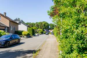 Perfekt für die Familie!
Großzügiges Einfamilienhaus auf tollem Grundstück – Die vollständige Adresse der Immobilie erhältst du vom Anbieter., 33689 Sennestadt, Bielefeld – Vorschaubild 19