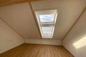 modern 4 BR townhouse, floor heating, AC, terrace - 2 miles to Clay – Die vollständige Adresse der Immobilie erhältst du vom Anbieter., 65205 Erbenheim, Wiesbaden – Vorschaubild 16
