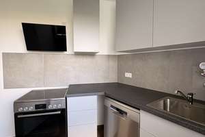Erstbezug nach Modernisierung: Stilvolle 3-Zimmer-Wohnung mit Traumblick & Garage im ikonischen Haus – Sautterweg 5, 70565 Fasanenhof, Stuttgart – Vorschaubild 4