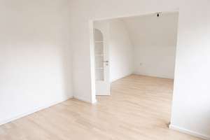 Alltagstaugliche 3-Zimmer-Maisonette-Wohnung in Hamburg Bramfeld – Die vollständige Adresse der Immobilie erhältst du vom Anbieter., 22177 Bramfeld, Hamburg – Vorschaubild 2