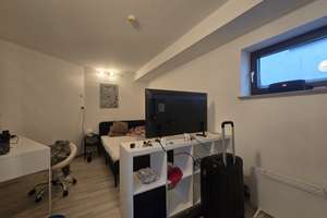 Property thumbnail 6