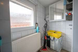 DIETZ: Einfamilienhaus mit Innenhof, kleinem Nebengebäude und Garage in Schaafheim - Radheim. – Die vollständige Adresse der Immobilie erhältst du vom Anbieter., 64850 Schaafheim – Vorschaubild 16