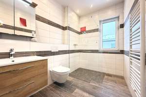 Einziehen und genießen! Stilvoller Wohlfühl- Bungalow mit Sonnenterrasse, Garten und Energieklasse A – Bachstraße 6b, 6766 Bitterfeld-Wolfen – Vorschaubild 23