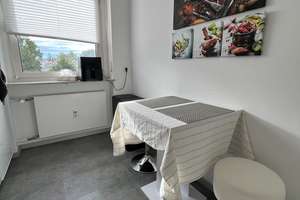 3-Zimmer-Wohnung mit Balkon und vollständiger Möblierung – Hartmannstraße 126, 91058 Sebaldus, Erlangen – Vorschaubild 12
