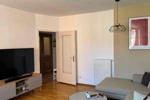 3,5-Zimmer-Wohnung mit Balkon, Erker und "Wintergarten" – Schwabstraße 85, 70197 Vogelsang, Stuttgart – Vorschaubild 2