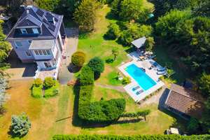 Freistehende Herrenhaus Villa auf 6500m² Parkgrundstück und Traum-Poollandschaft in Wiescheid – Die vollständige Adresse der Immobilie erhältst du vom Anbieter., 40764 Langenfeld (Rheinland) – Vorschaubild 2