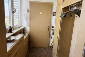 Hochgelegene gut geschnittene 3-Zimmer-Wohnung im Olympiadorf mit großer Südterrasse – 80809 Am Riesenfeld, München – Vorschaubild 10