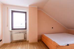 Großzügige 3-Zimmer-Dachgeschoss-Wohnung – Die vollständige Adresse der Immobilie erhältst du vom Anbieter., 85055 Mailing, Ingolstadt – Vorschaubild 8