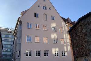     Ruhige Maisonettewohnung mit Altbauflair in Bestlage der Augsburger Innenstadt – Mauerberg 16a, 86152 Jakobervorstadt-Nord, Augsburg – Vorschaubild 1