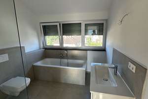 Exklusive 4-Zimmer-Maisonette-Wohnung mit hochwertiger Küche und 3 Balkonen in Darmstadt – Donnersbergring 42, 64295 Bessungen, Darmstadt – Vorschaubild 16