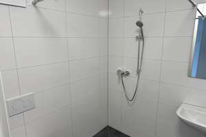 Exklusives 1-Zimmer Penthouse mit Balkon in Erlangen-Süd – Anton-Bruckner-Straße 1, 91052 Röthelheim, Erlangen – Vorschaubild 4