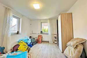 FAMILIENTRAUM - Gepflegtes EFH mit Einliegerwohnung, Terrasse, Garten uvm. – Die vollständige Adresse der Immobilie erhältst du vom Anbieter., 72213 Altensteig – Vorschaubild 27