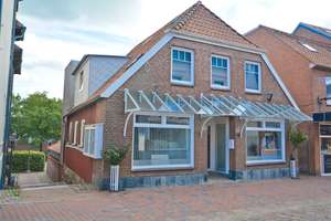 Wohn- und Geschäftshaus in Zentrumslage mit PKW-Stellplätzen – Die vollständige Adresse der Immobilie erhältst du vom Anbieter., 23758 Oldenburg in Holstein – Vorschaubild 3