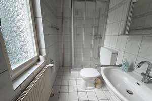 Geräumiges Zweifamilienhaus in Randlage von Brackwede – 33649 Brackwede, Bielefeld – Vorschaubild 11
