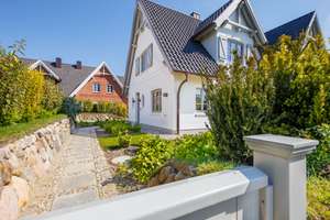 Neubau: Exklusive Haushälfte mit luxuriöser Ausstattung am Königshafen in List (Ferienwohnen) – Die vollständige Adresse der Immobilie erhältst du vom Anbieter., 25992 List (Sylt) – Vorschaubild 2