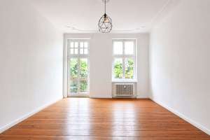 Bezugsfrei! 3-Zimmer-Altbau mit Blick auf den Schillerpark – 2 Balkone – Die vollständige Adresse der Immobilie erhältst du vom Anbieter., 13349 Wedding, Berlin – Vorschaubild 4