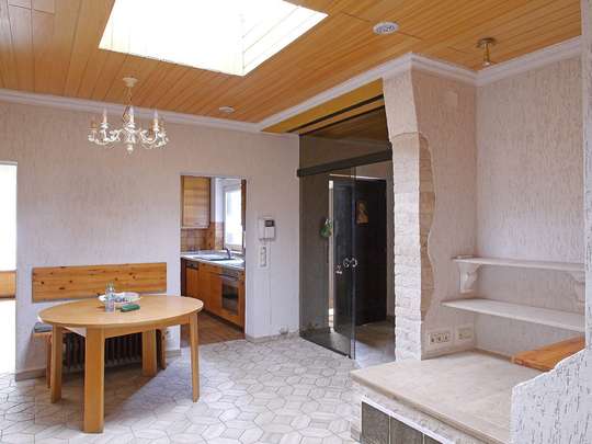 Bungalow mit Einliegerwohnung, Ausbaureserve und großem Garten in Rudow - Bild 7